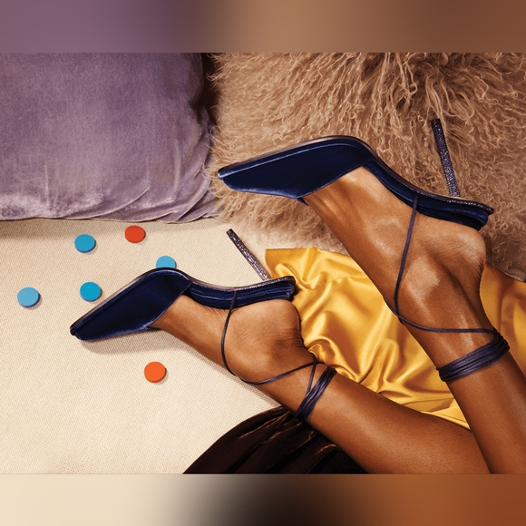 Tamara Mellon rhinstones embellished velvet pillow top Comet heels - Picture 2 of 16